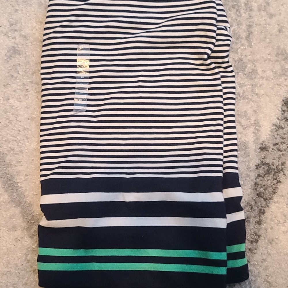 Gap shirt